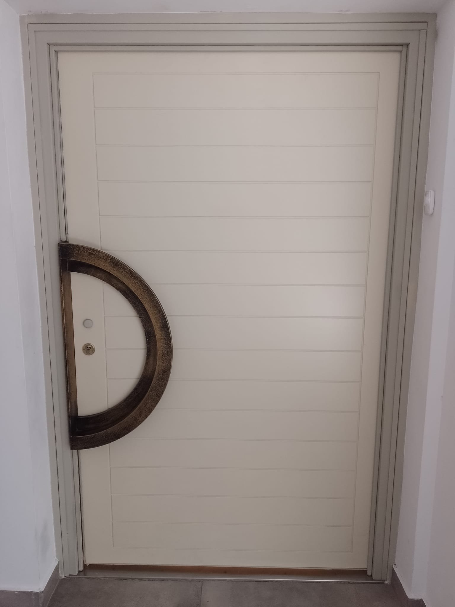 Puertas Personalizadas: La Entrada Perfecta para tu Hogar